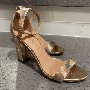 Size 7 open toe heels